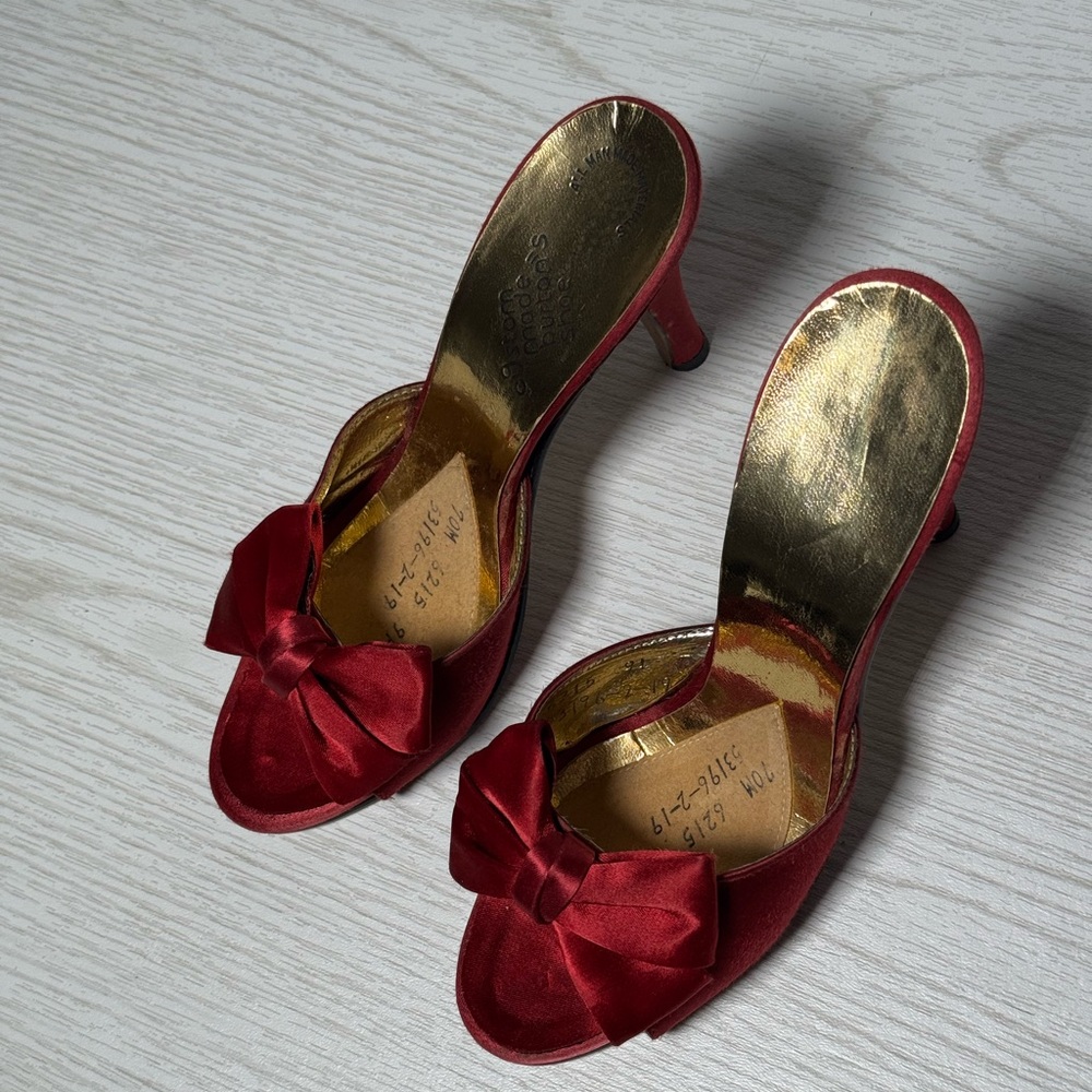 VTG 50s Burton Custom Made Burgundy Satin Bow Heels